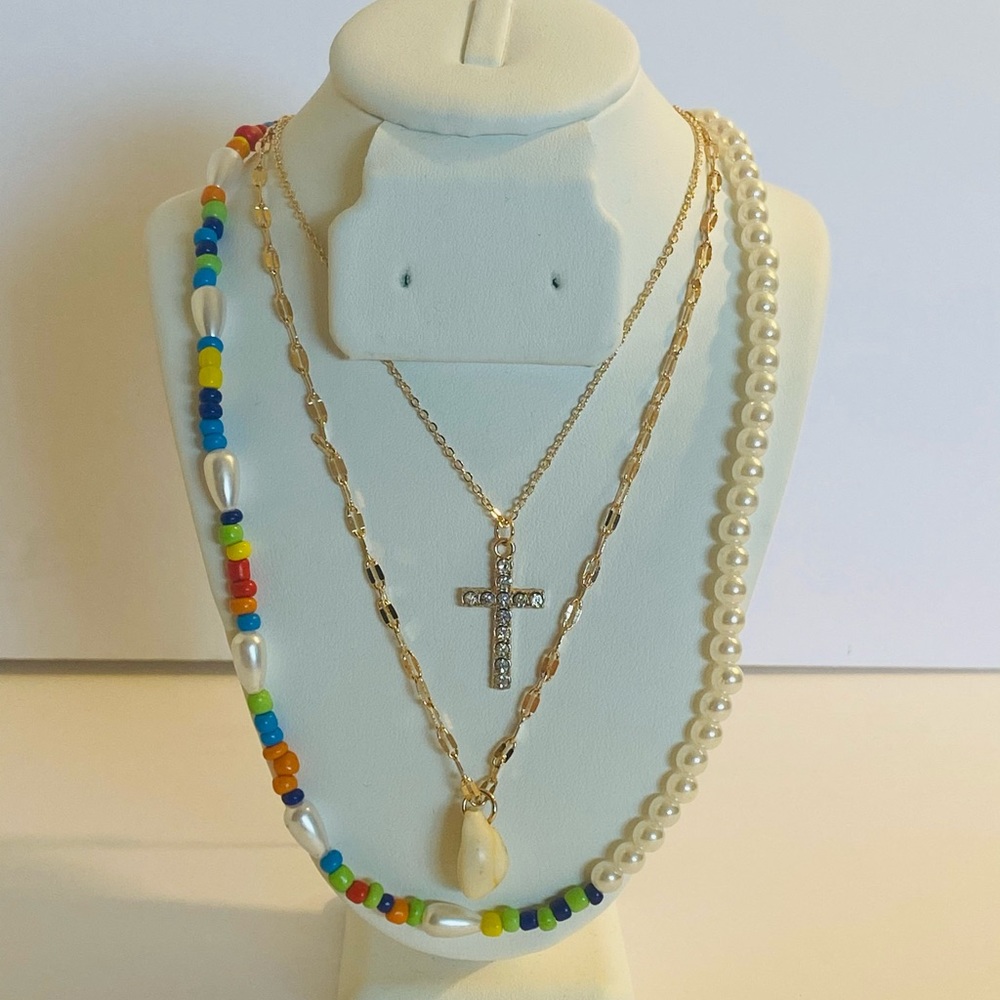 Three layers necklace
